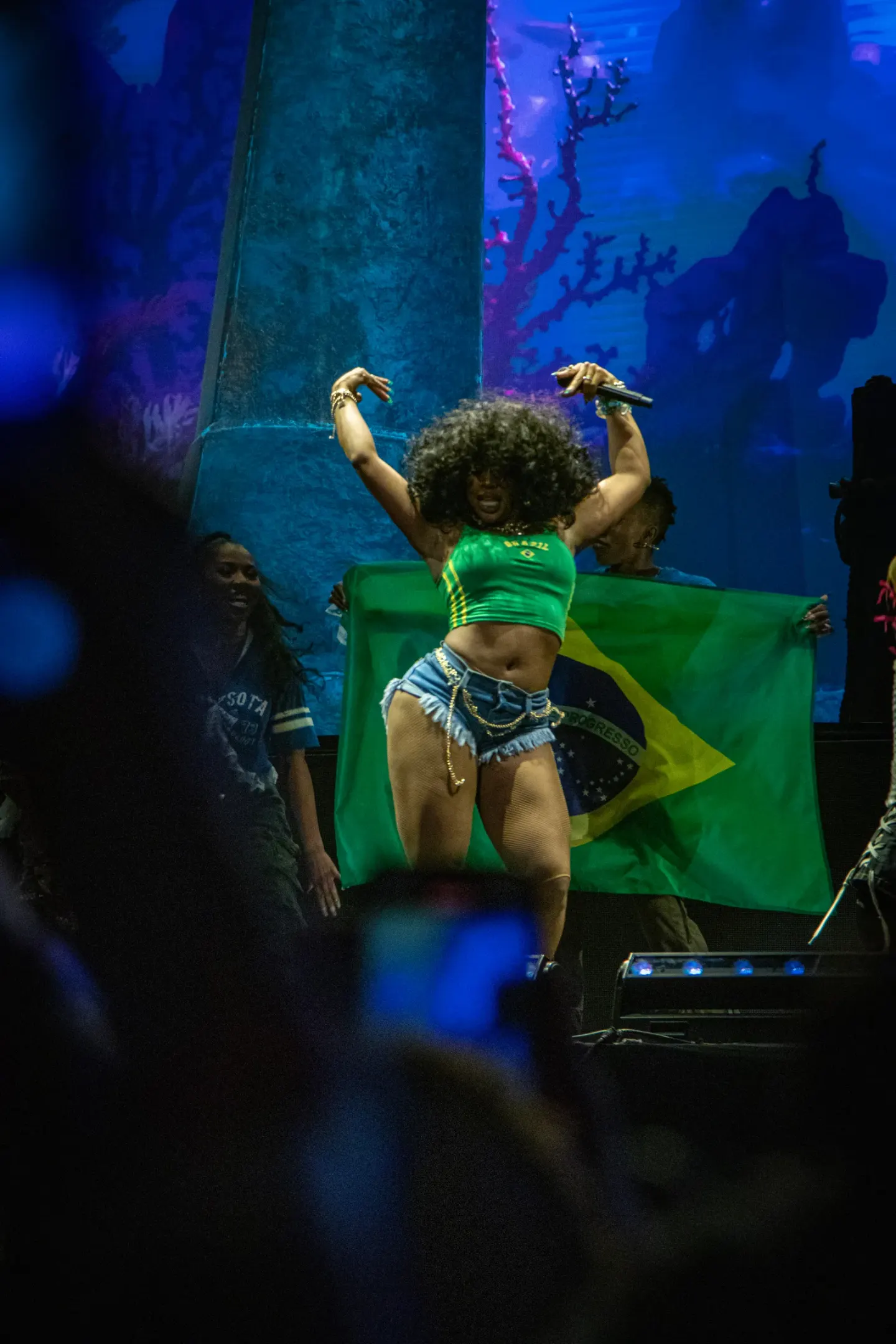 SZA Refuses to Let SOS End Cleanly