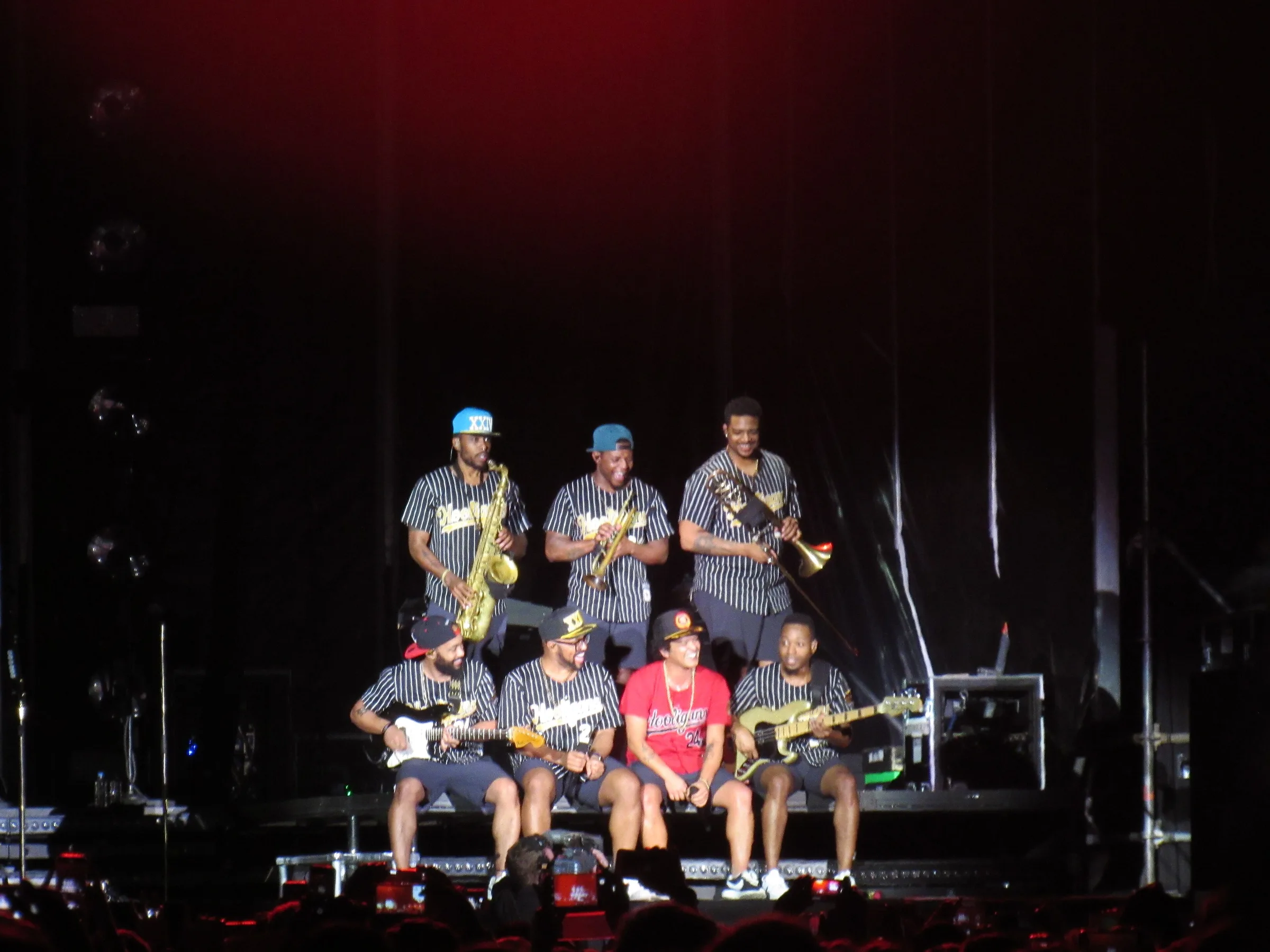 Bruno Mars Builds The Romantic for the Back Row