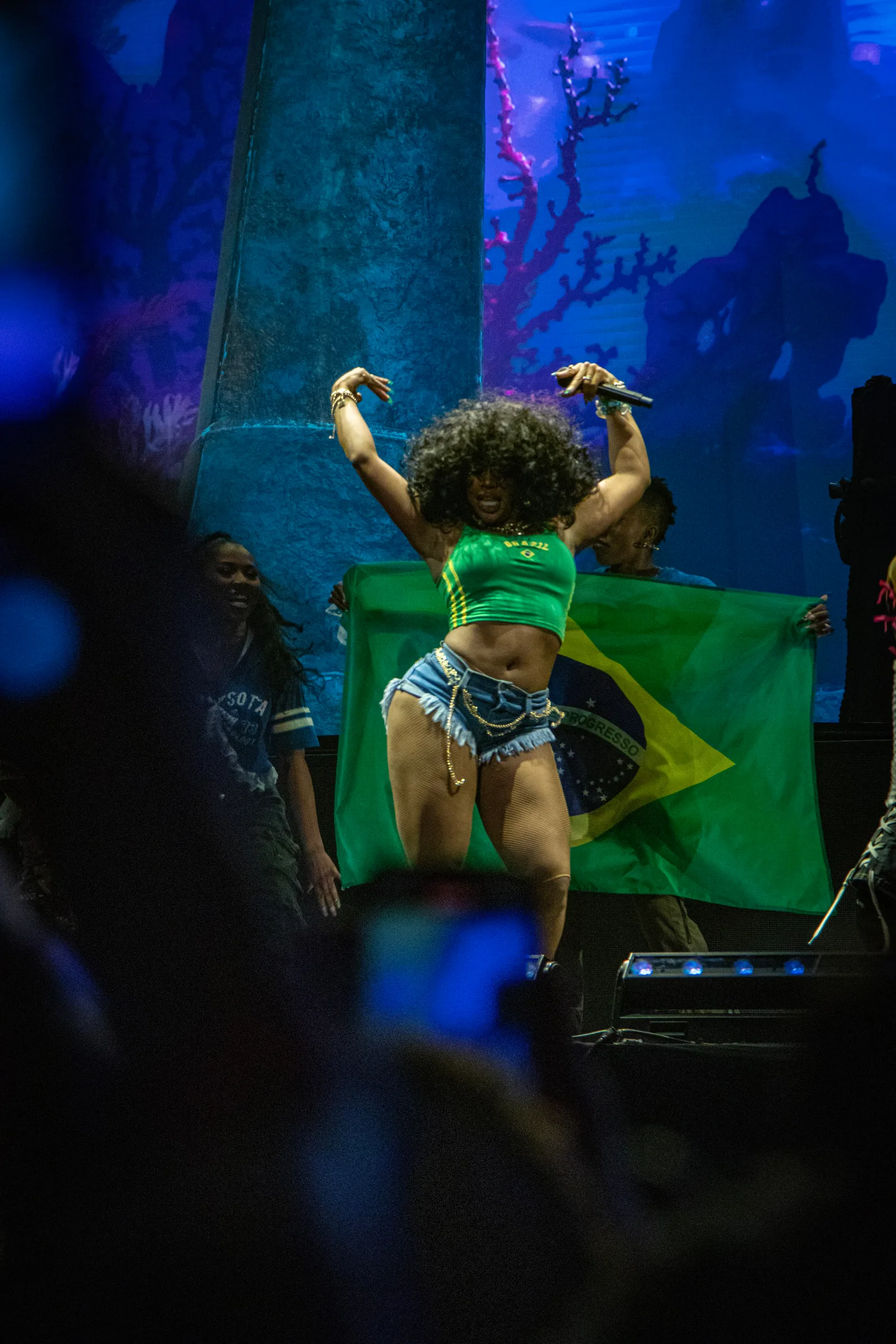 SZA Refuses to Let SOS End Cleanly