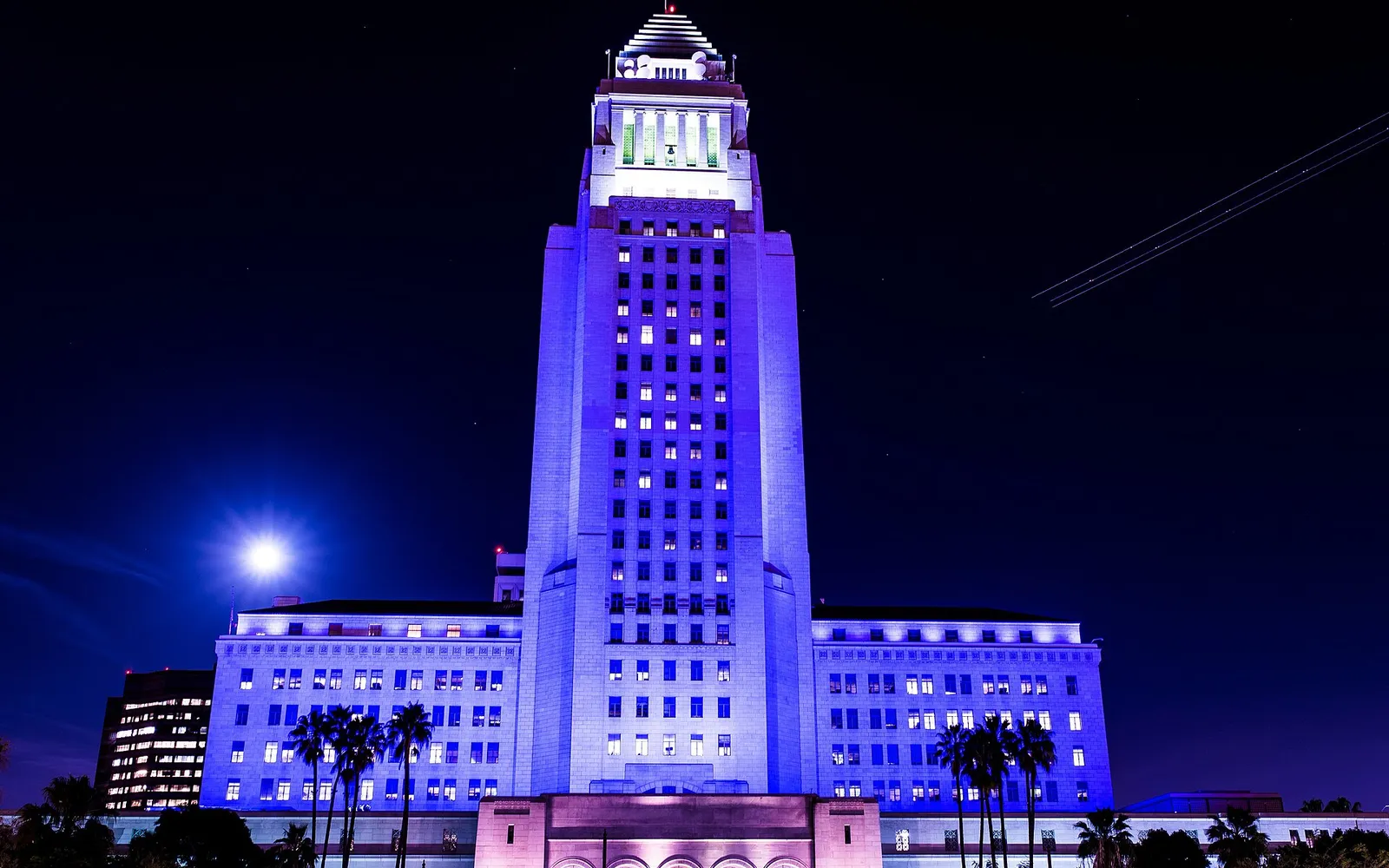 Los Angeles City Hall illuminated purple in tribute to Prince