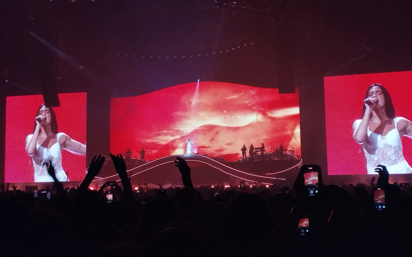 Dua Lipa performing the Radical Optimism tour in Paris in May 2025